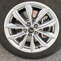 4 Cerchi originali completi di pneumatici Audi Q3