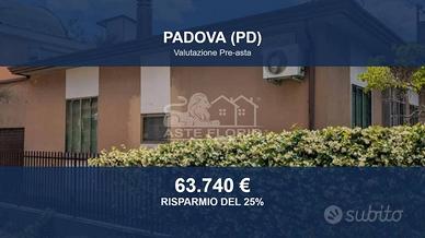 Immobile in asta di 73 m² con box auto a Padova