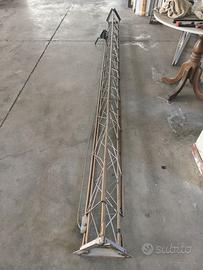 Traliccio telescopico radioamatori