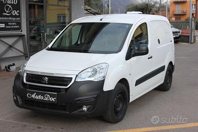 Peugeot Partner L1 BlueHDi 100CV Allestimento tras