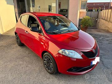 LANCIA Ypsilon 1.2 69 CV 5p.GPL Ecochic Silver