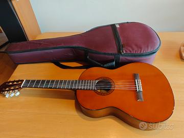 chitarra Yamaha cs40