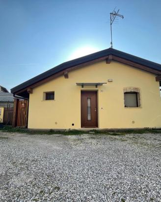 Proprietà indipendente con monolocale ristruttu...