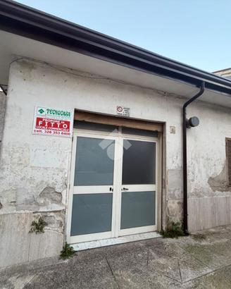 3 LOCALI A CERVINARA