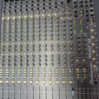 Mixer Audio  Studiomaster Trilogy 166