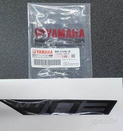 EMBLEMA ADESIVO YAMAHA PER MT-03 - B9A-F137N-20