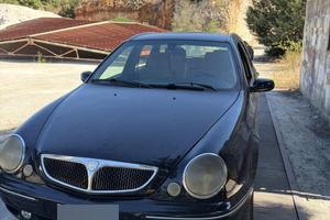 Lancia lybra