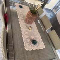 Tavolo e sedie in rattan da giardino