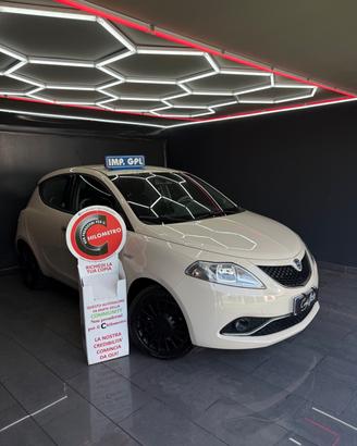 Lancia Ypsilon 1.2 GPL Ecochic Gold 2016