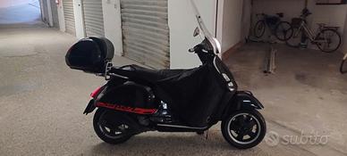 Vespa GTS300