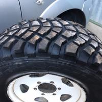 gomme per jeep mistubisci pajero