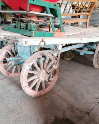 Carro Agricolo Antico in Legno del 1951
