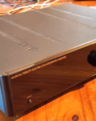 Musical Fidelity Elektra E10 ampli UK – COME NUOVO