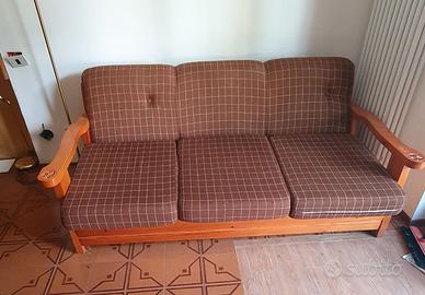 DIVANO LETTO GRATIS