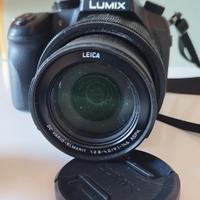 MACCHINA FOTOGRAFICA BRIDGE COMPATTA 