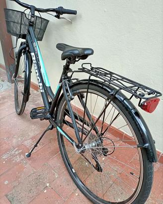 Bici Bianchi spillo turchese da donna