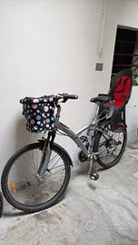 Bici donna 26” B’Twin + seggiolino Hamax + cestino