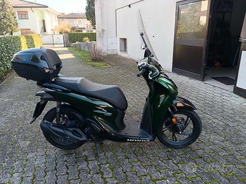 HONDA SH 150 VETRO 2024