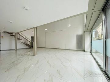 Immobile di 113 m² con 1 locale a Varese