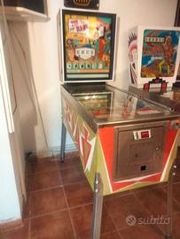 Flipper Top Hand Williams