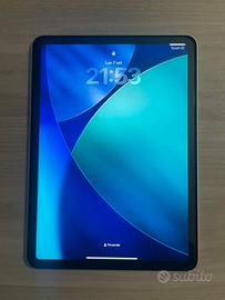 iPad Air 5ª generazione 256 GB Wi-Fi + cover