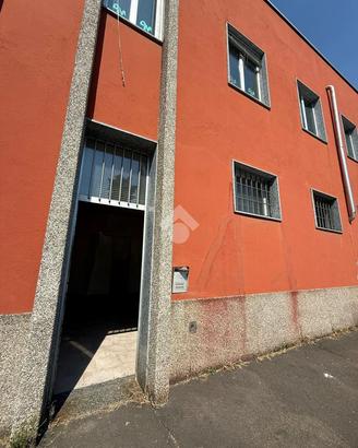 NEGOZIO A CANEGRATE