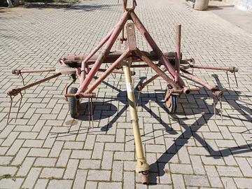 Girello spandi voltafieno 