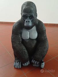 stagua gorilla vetroresina
