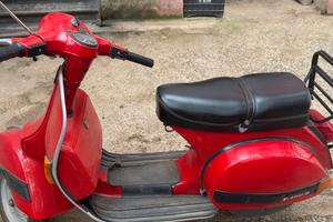 Piaggio vespa p150x