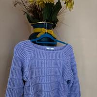 maglione di lana color lilla