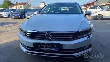 Volkswagen Passat Variant 2.0 TDI DSG Business Blu