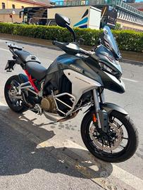 Ducati Multistrada V4 TRAVEL AND RADAR