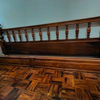 Letto matrimoniale in stile 