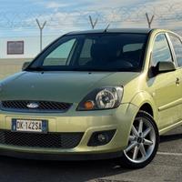 FORD FIESTA 1.4 TDCI 5 PORTE CAMBIO AUTOMATICO