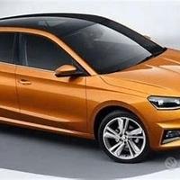 Skoda fabia per ricambi musata,porte