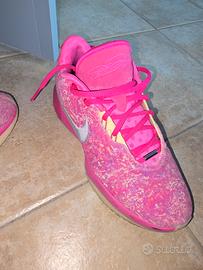 Nike Lebron numero 44