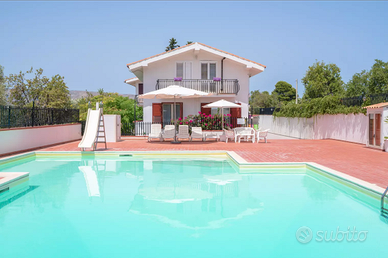 6/11 sett appartamento villa con piscina Noto