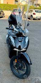 Honda sh 150 abs nero