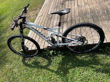 Cannondale Jekyll 27.5 Carbon Fully MTB