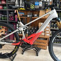 Orbea wild M-team 2024 limited km 280 full kashima