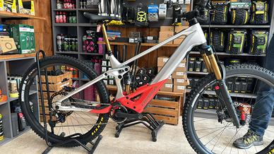 Orbea wild M-team 2024 limited km 280 full kashima