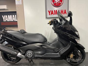 Yamaha T Max 500