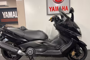 Yamaha T Max 500