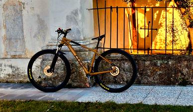 CUBE completamente personalizzata 