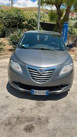 Lancia Ypsilon 1.2 69 CV 5 porte