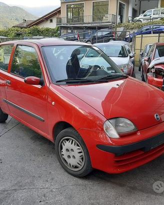 Ricambi carrozzeria Fiat 600 da 1999 colori vari
