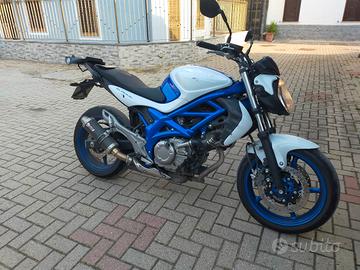 Suzuki Gladius 650