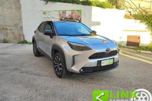 TOYOTA Yaris Cross 1.5 Hybrid 5p. E-CVT AWD-i Tr