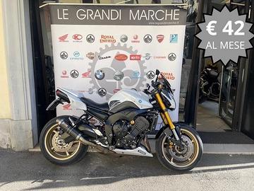 Yamaha Fazer 8