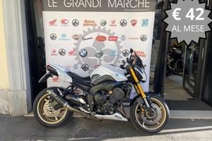Yamaha Fazer 8